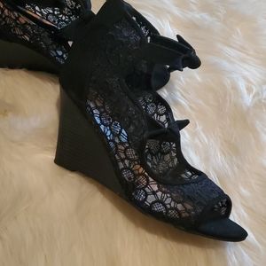 NEW! Black Lace Shoes